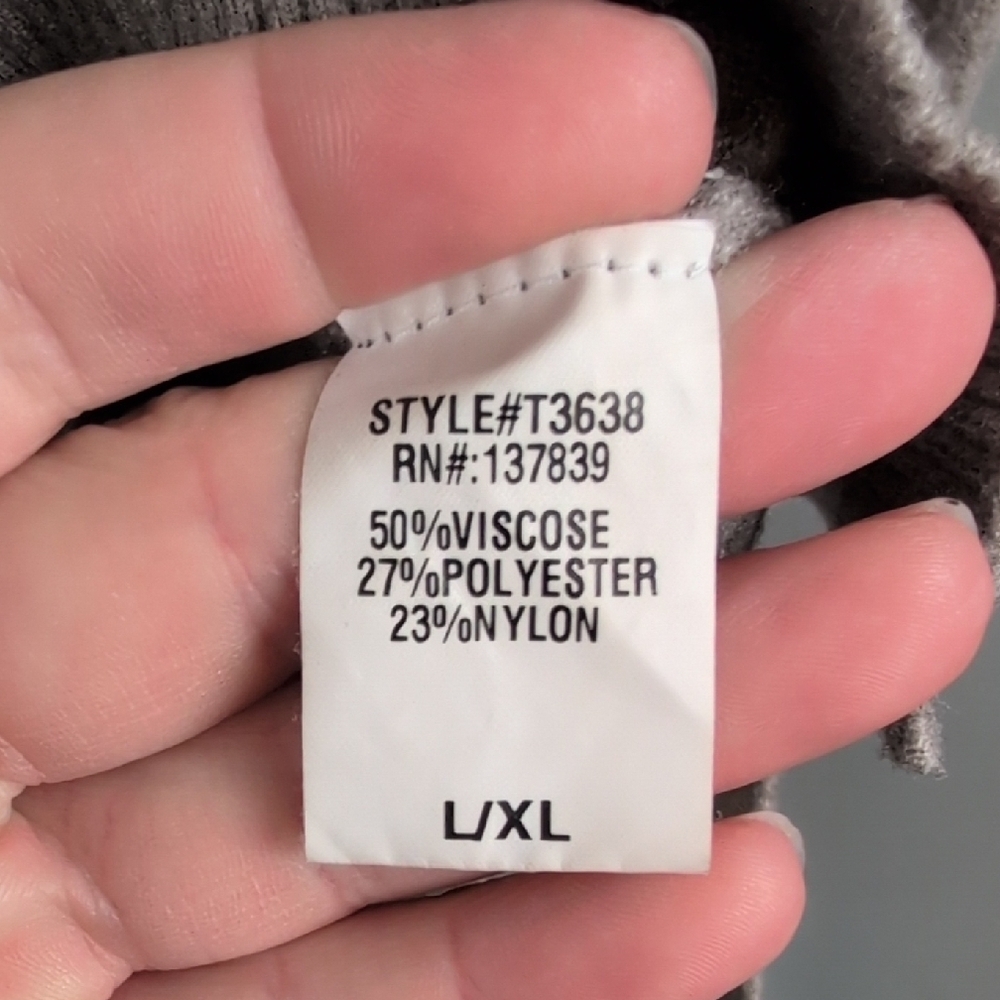Dreamers Beige‎ V-Neck Sweater - Picture 4 of 5